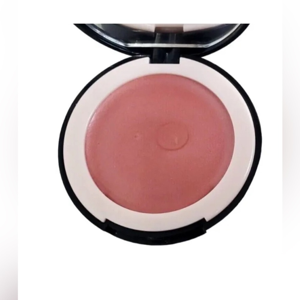 NEW Doll 10 Dream Whip Blush and Highlight Soufflé
